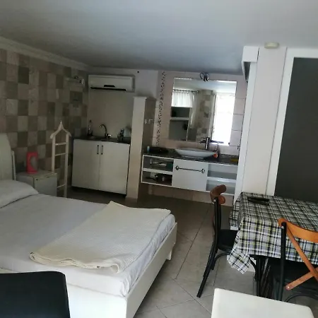 Safari N-2 Apartment